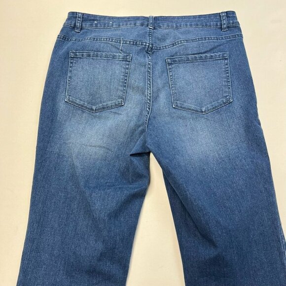 Christopher & Banks Womens Cropped Jeans Blue Pockets Medium Wash Mid Rise 8 - Picture 6 of 11